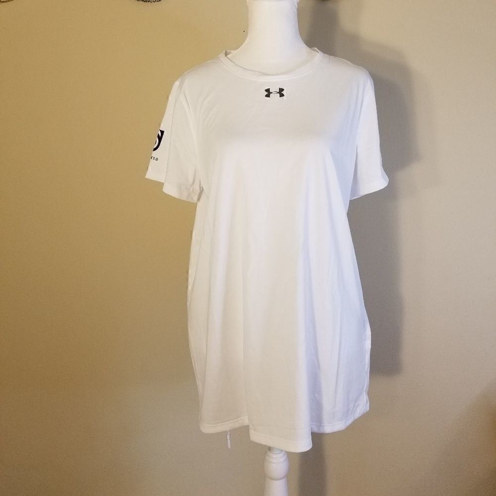 NWT! Women Under Armour Heat Gear Tee White Loose fit Crew Neck Size Large